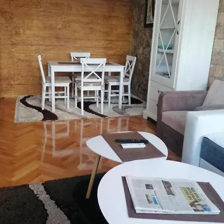 Apartment Tinaa