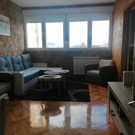 Tinaa Apartment Kragujevac